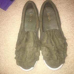 army green ruffle shoes
